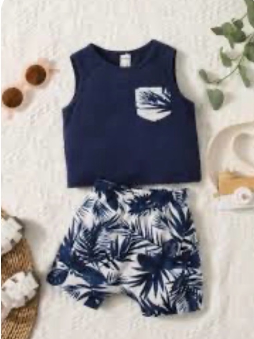SHEIN 2 piece tropical theme short set size toddler boys 2T